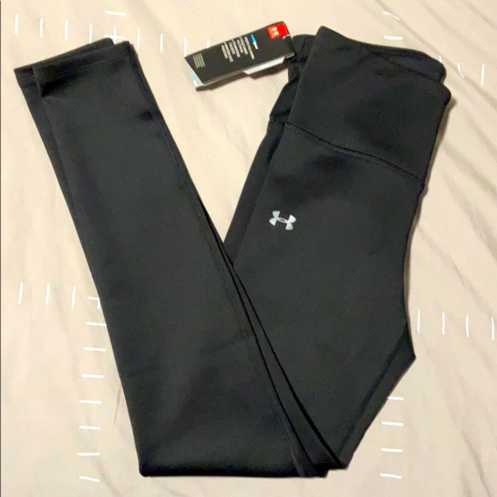 NWT Under Armour Black Compression Leggings Small